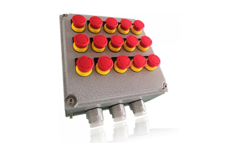 如何清潔防爆配電箱